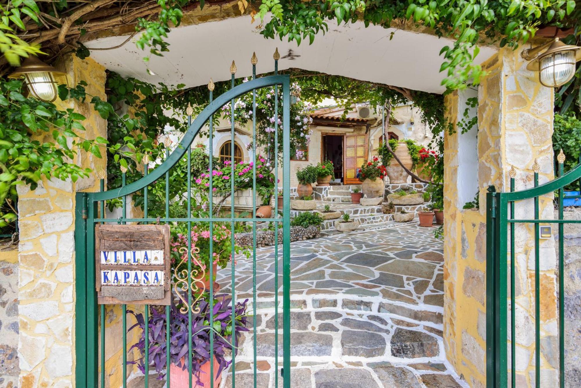Villa Kapasa Mathés Exterior foto